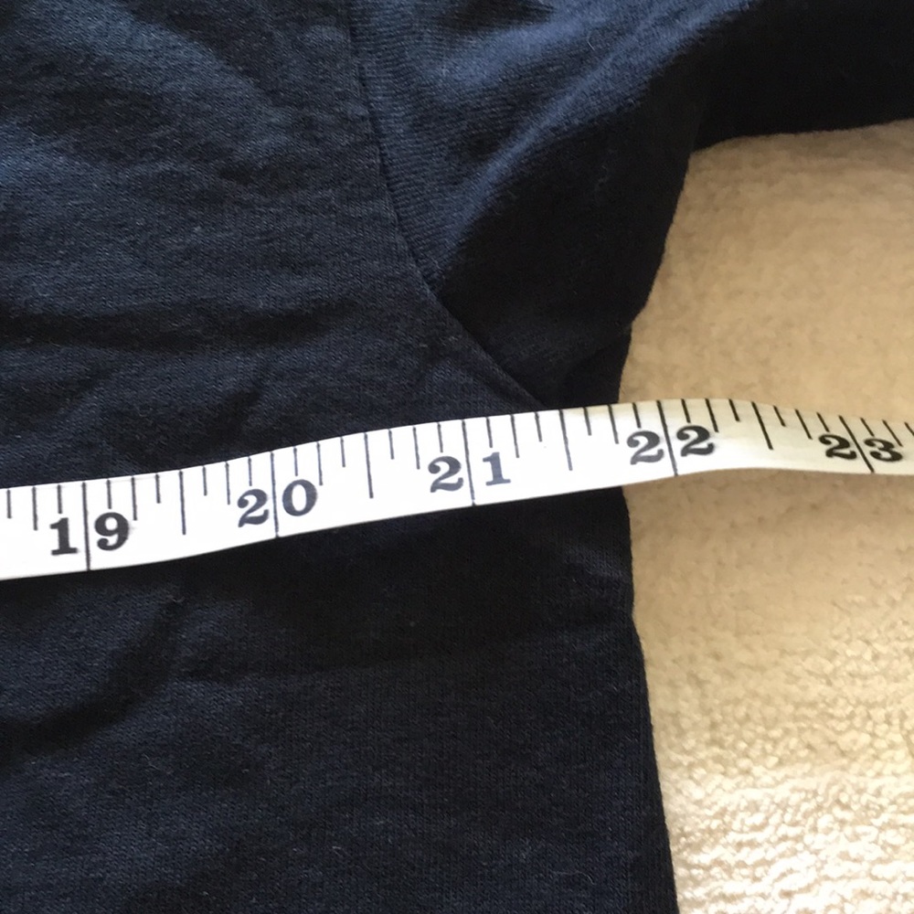 Howie’s Tiki T-Shirt Worn Once - Picture 5 of 6